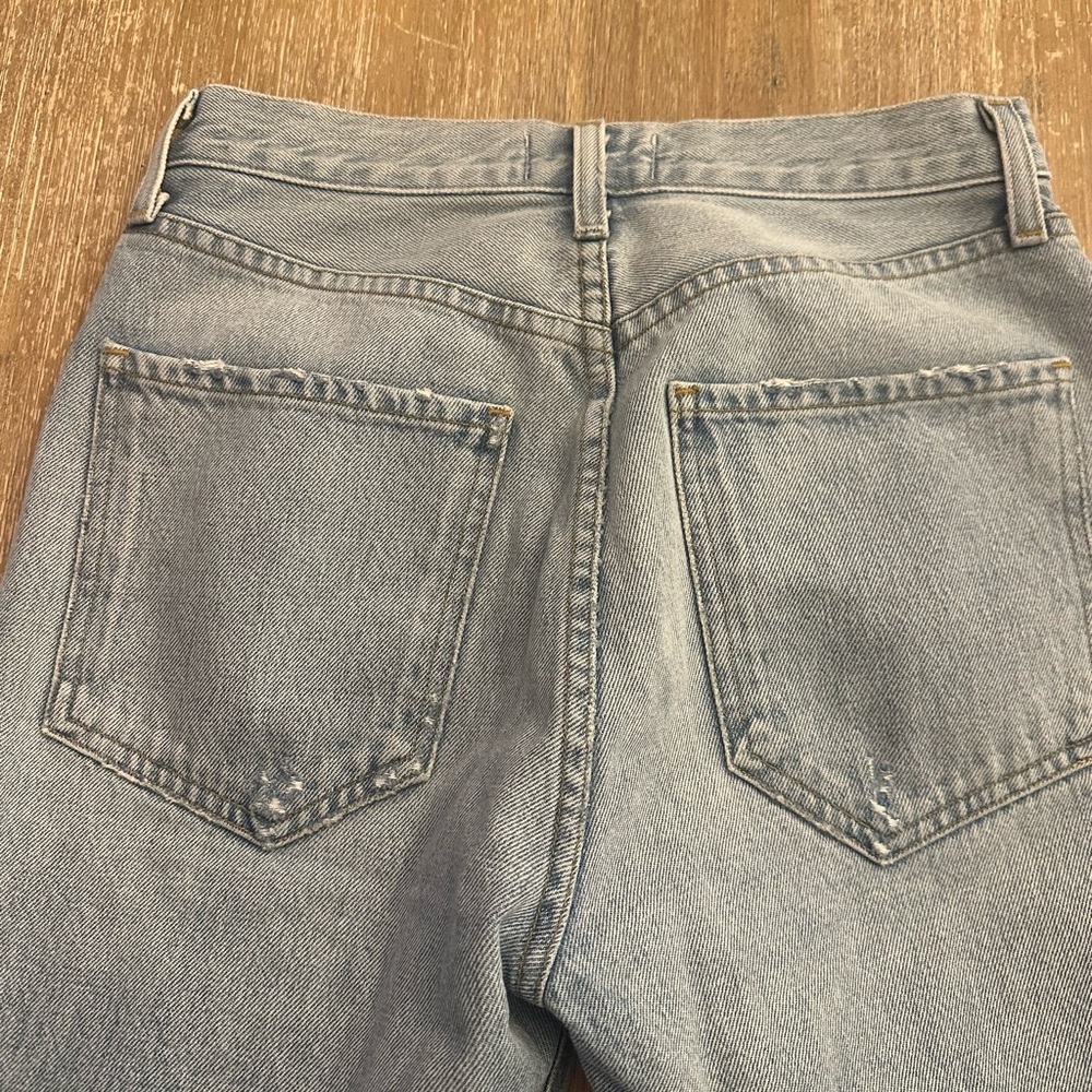 AGOLDE Riley Cropped Distressed Jeans - Picture 5 of 9